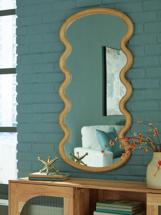 Serendis Accent Mirror