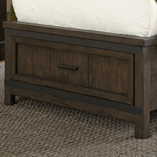 Thornwood Hills - Full Storage Footboard - Rock Beaten Brown