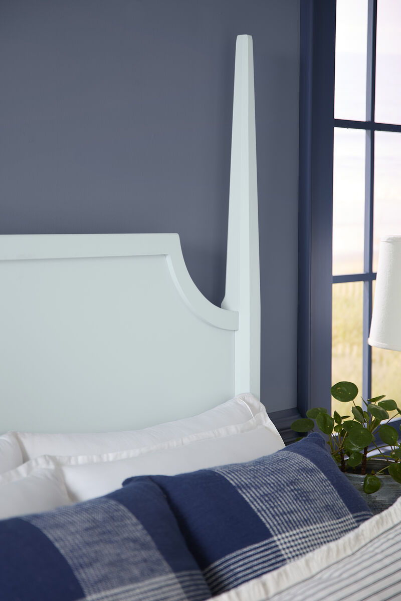 Tide & Timber - Full Pencil Poster Headboard 4/6 - Misty Blue Maple