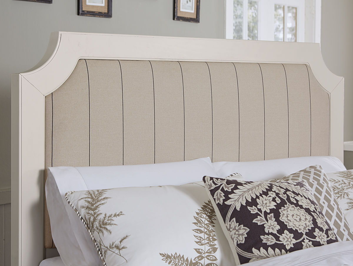 Bungalow - King/Queen Rails - Lattice / Soft White