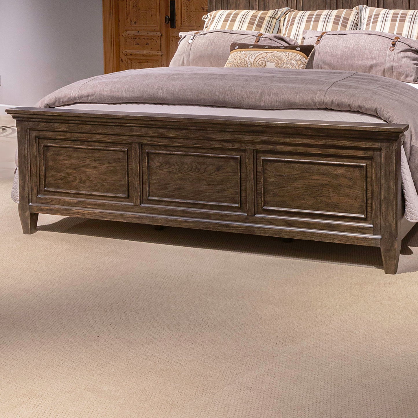Paradise Valley - Queen Panel Footboard - Saddle Brown