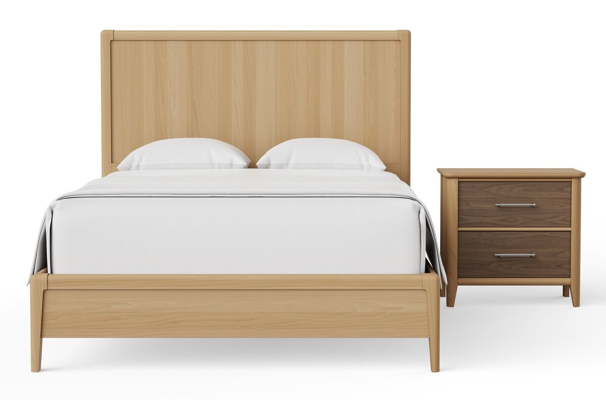Nordhaven - Queen Panel Footboard - Clear Maple