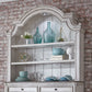 Magnolia Manor - Hutch