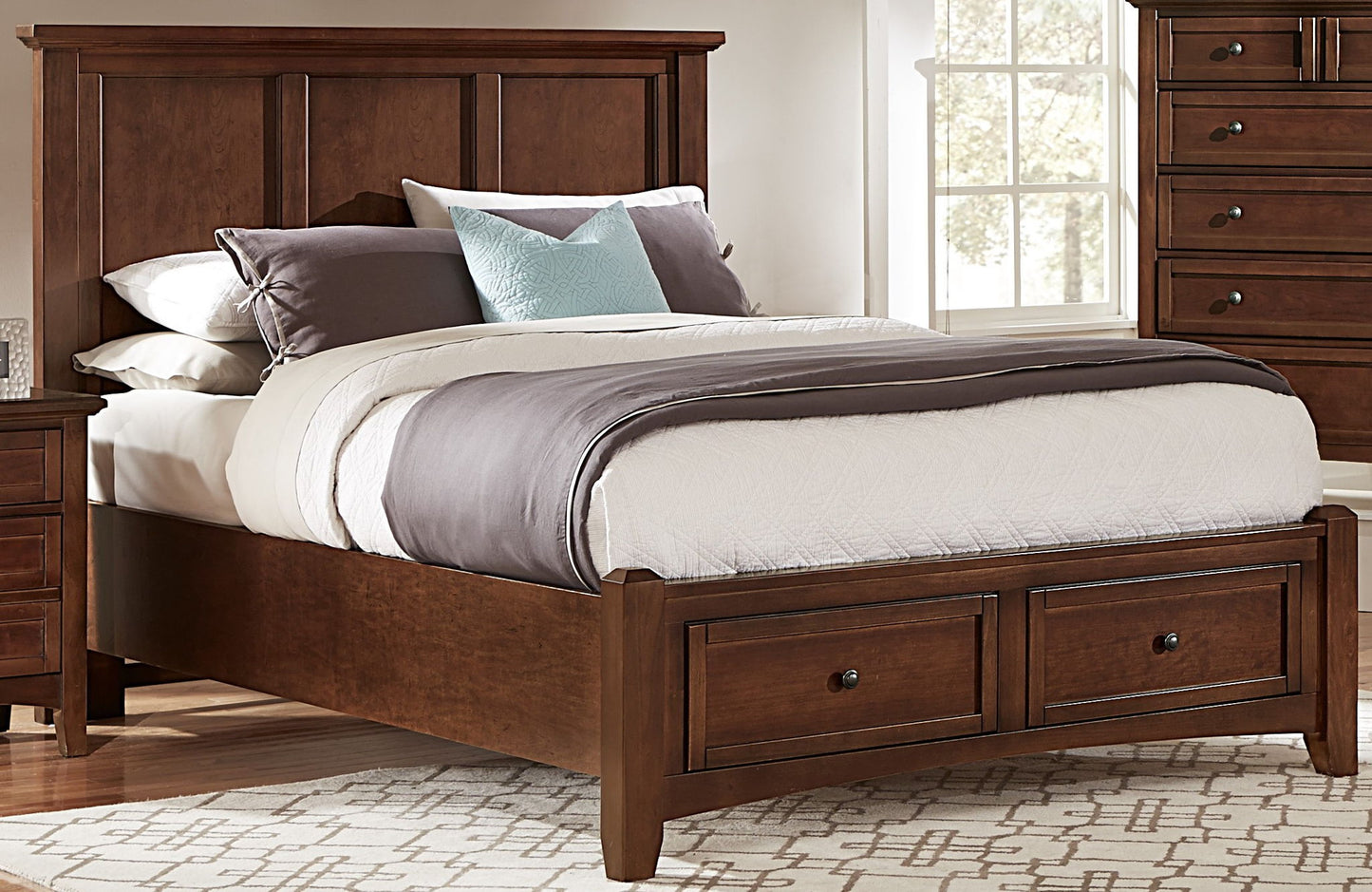 Bonanza - Queen Storage Footboard - Cherry
