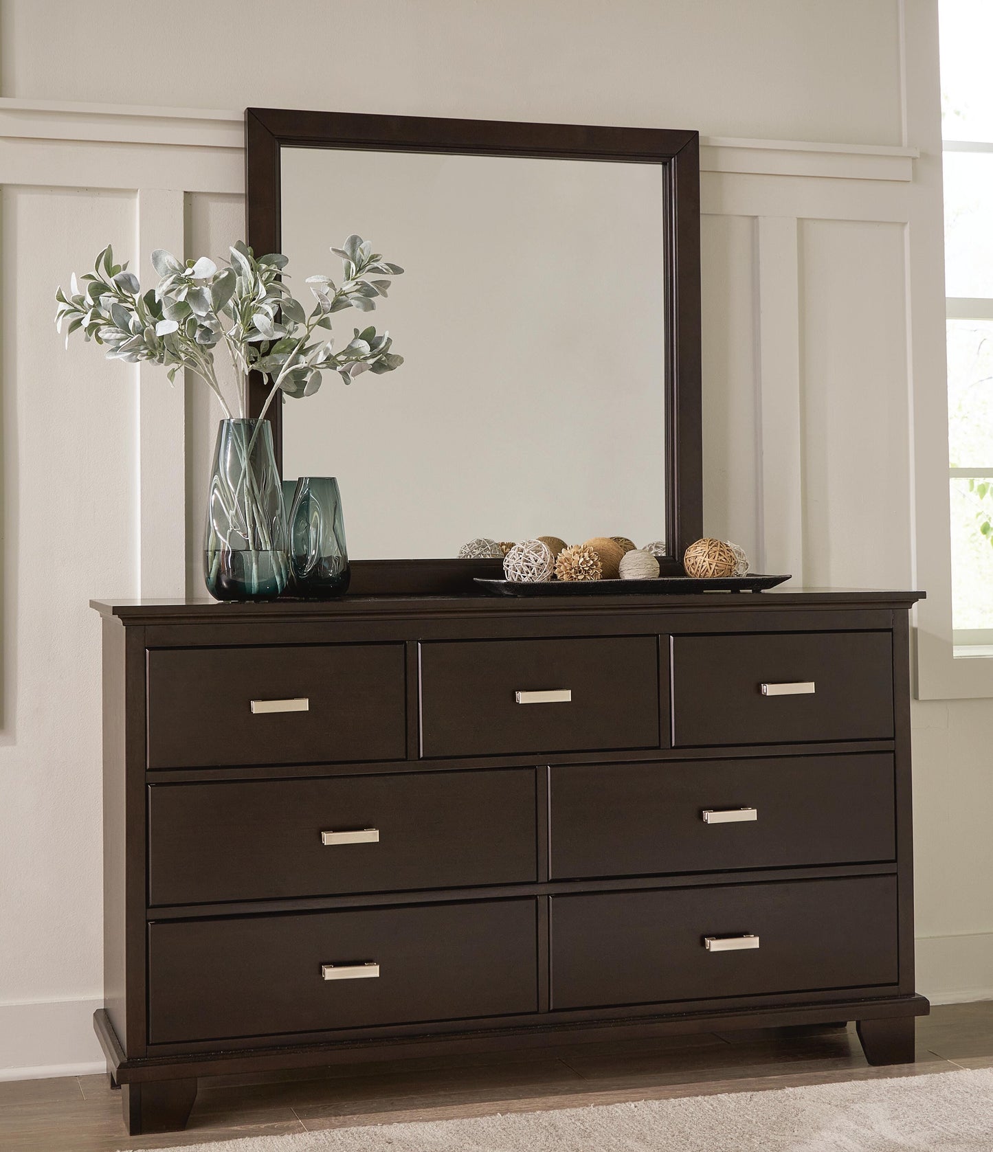 Covetown Queen Panel Bed, Dresser, Mirror, Chest and Nightstand