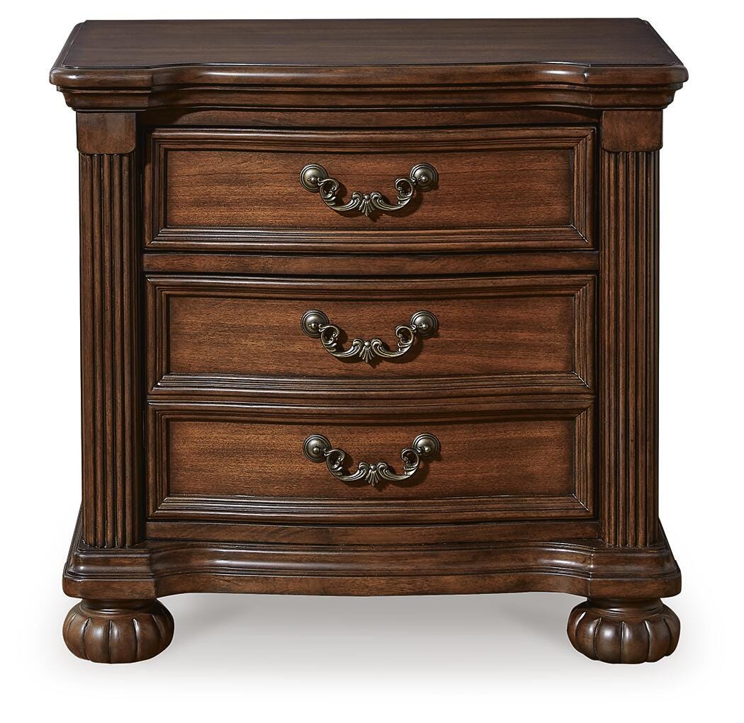 Lavinton King Poster Bed, Dresser, Mirror, Chest and Nightstand