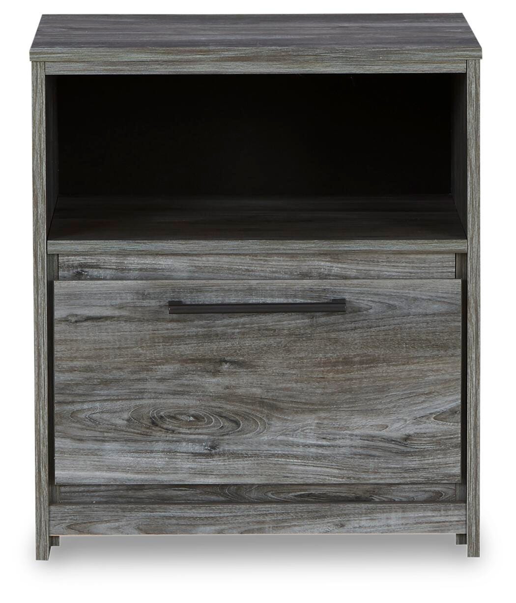 Baystorm King Panel Bed with Mirrored Dresser and Nightstand