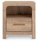 Kinlanni Queen Upholstered Platform Bed, Dresser, Mirror and Nightstand