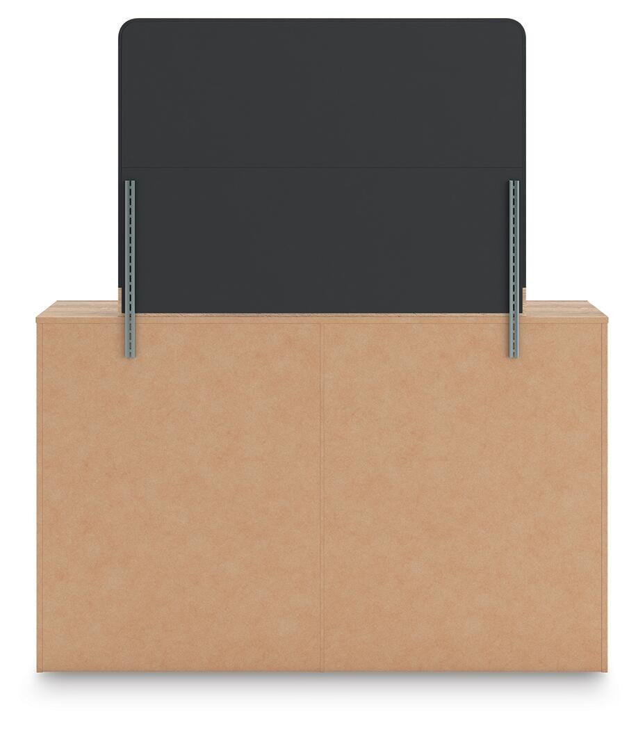 Kinlanni King Upholstered Platform Bed, Dresser and Mirror