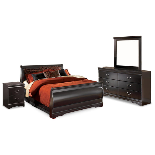 Huey Vineyard Full Sleigh Bed with Mirrored Dresser and Nightstand