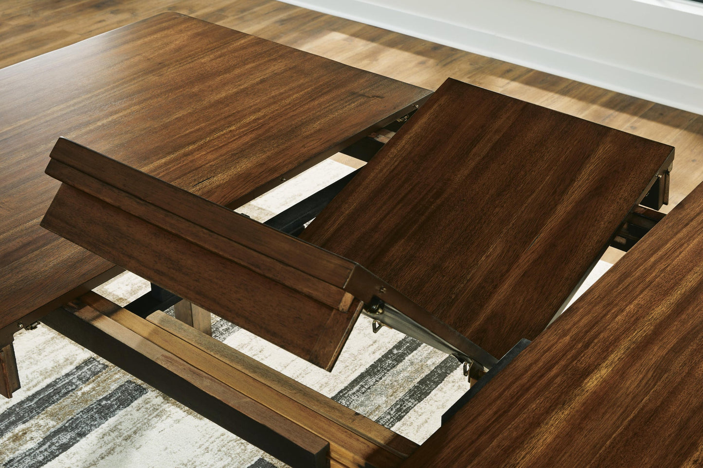 Ralene Counter Height Dining Table and 4 Barstools